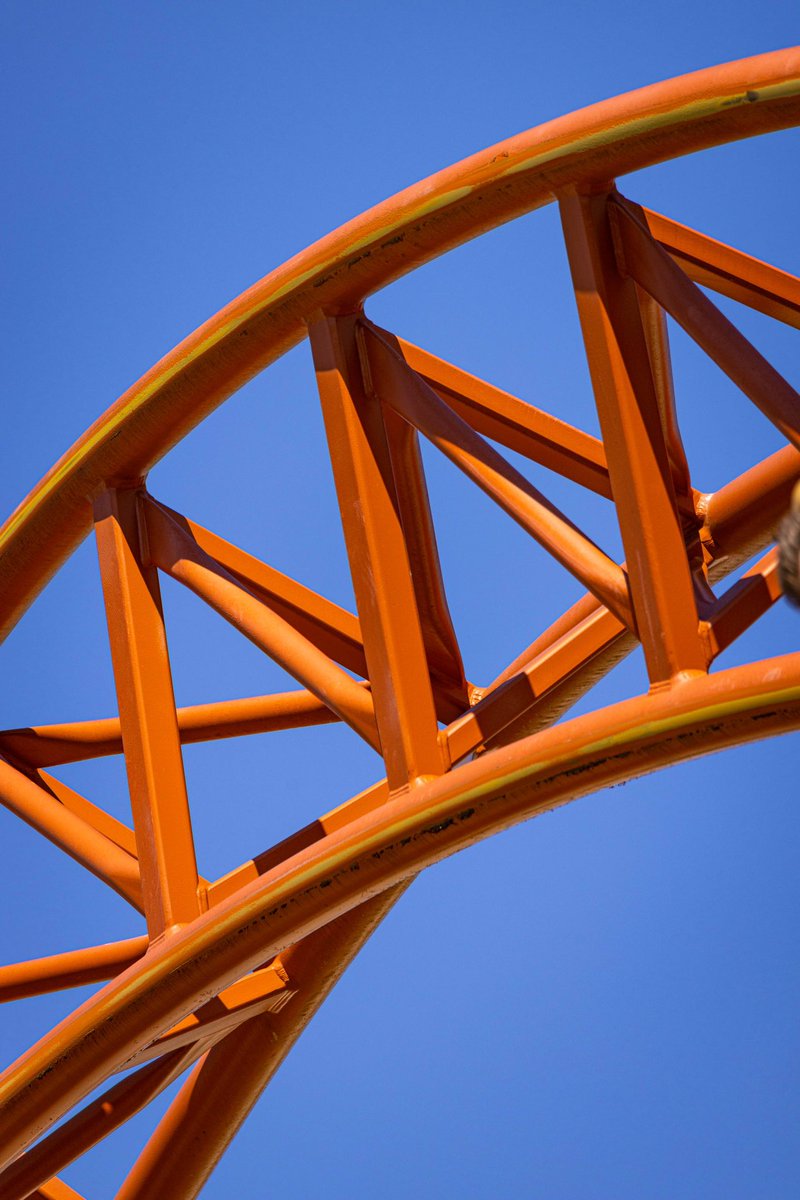ThrillingMoment's tweet photo. 🎶Just Another Trainless Tuesday🎶

🎢 - Copperhead Strike @Carowinds https://t.co/V1IszwKZf4