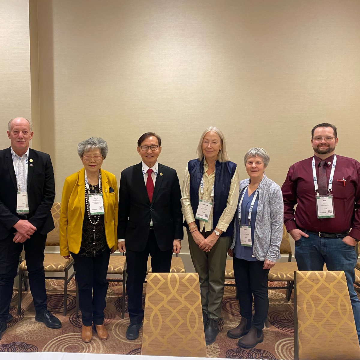 Great meeting with the <a href="/TownofDeepRiver/">Town of Deep River</a> and <a href="/WhitewaterRegio/">The Township of Whitewater Region</a> to discuss how to keep our #seniors active, fit and healthy in their communities.
#ROMA2023