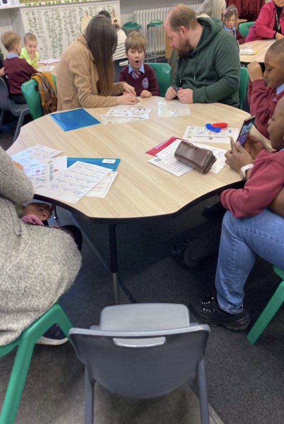 StCharlesGla's tweet photo. Thanks to everyone who attended Mrs OโNeill, our @literacyfor_ALL #LeaderOfLearningโs #PlayingWithSounds session earlier. Today the children were playing @DyslexiaGCC SentenceSnakesAndLadders. This helps the children to recognise the words in a sentence. #ParentsAsPartners https://t.co/mtunCEpnIu