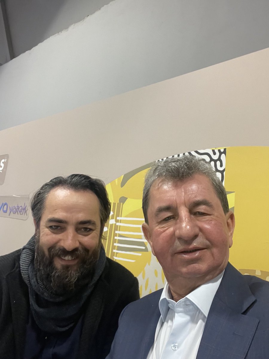 davutdogan's tweet image. #Mobilya fuarımız başladı. Bugün #Dogtaş ve #RuumStore standında ekibimizle beraberdik. Ziyaretimize gelen ⁦@ugurbati⁩ ile sohbet ettik. 
Sizleride bekleriz. ⁦
⁦@Dogtas⁩ ⁦⁦@RuumStore⁩