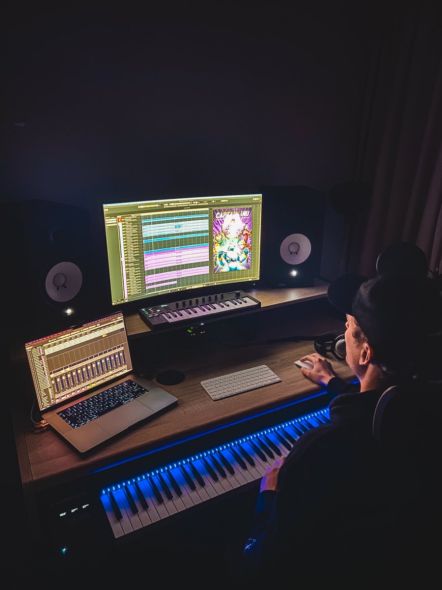 1./
Want to add some epic, cinematic flair to your comic book superhero's soundtrack?🎵
Here are a few tips👇🧵
$CPTINU #music
