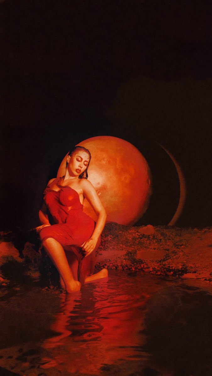 LaUnicaUpdates's tweet image. in case anyone needs a new wallpaper 🤧