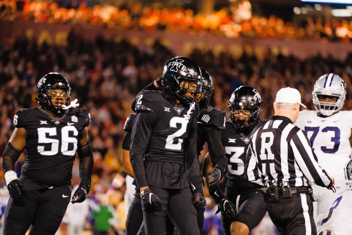 Beyond blessed to receive an offer to Iowa State University!! <a href="/CCCMaraudersFB/">CCC Marauders Football</a> <a href="/CoachCHarvey/">Chris Harvey</a>
<a href="/TysonVeidt/">Tyson Veidt</a> <a href="/Coach_Broom/">Deon Broomfield</a> <a href="/CycloneFB/">Iowa State Football</a> <a href="/adamgorney/">Adam Gorney</a> <a href="/WestchaseColts/">The Westchase Colts</a>
@TeamTampa813
<a href="/DemetricDWarren/">Demetric D. Warren</a> <a href="/josh_newberg/">Josh Newberg</a>
@WTurner247 <a href="/Andrew_Ivins/">Andrew Ivins</a> <a href="/farrellsports/">Farrell Sports</a>