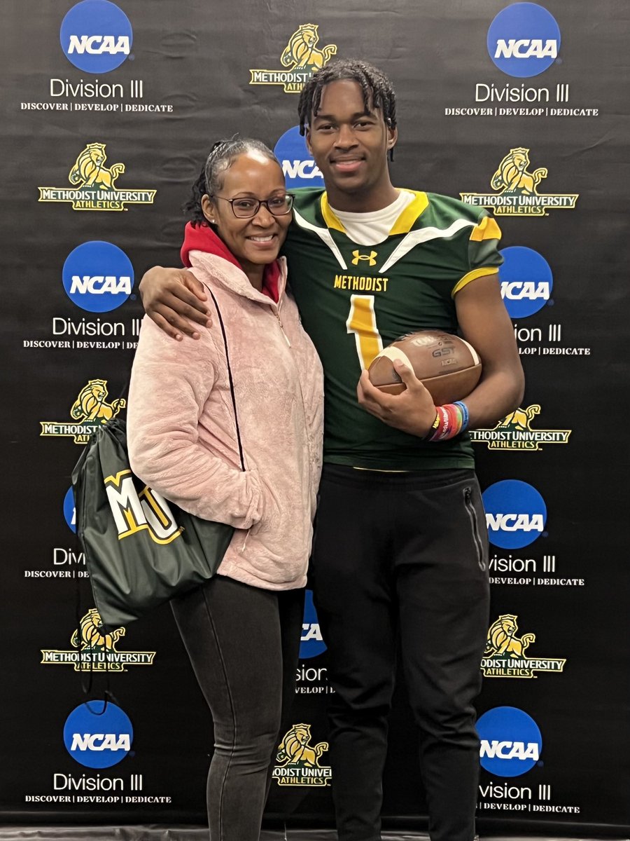 #AGTG  Blessed to receive a offer from <a href="/Methodist_FB/">Methodist University FB</a> <a href="/_coachcccoleman/">Carl C. Coleman</a> 🦁