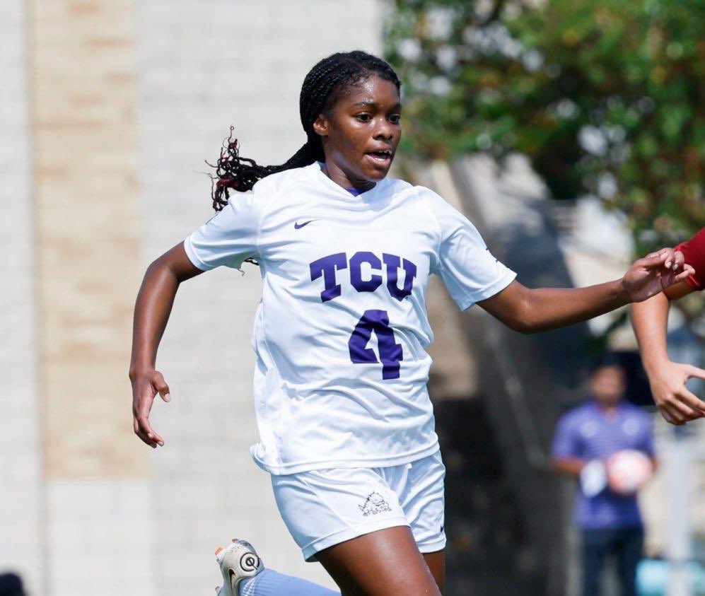 😈 TCU defender Chaylyn Hubbard will join the Houston Dash for preseason training camp - she grew up just outside H-town in Spring.

The undrafted full back is highly rated after a stellar NCAA career, could find a spot on a #NWSL squad in Texas or beyond imo.