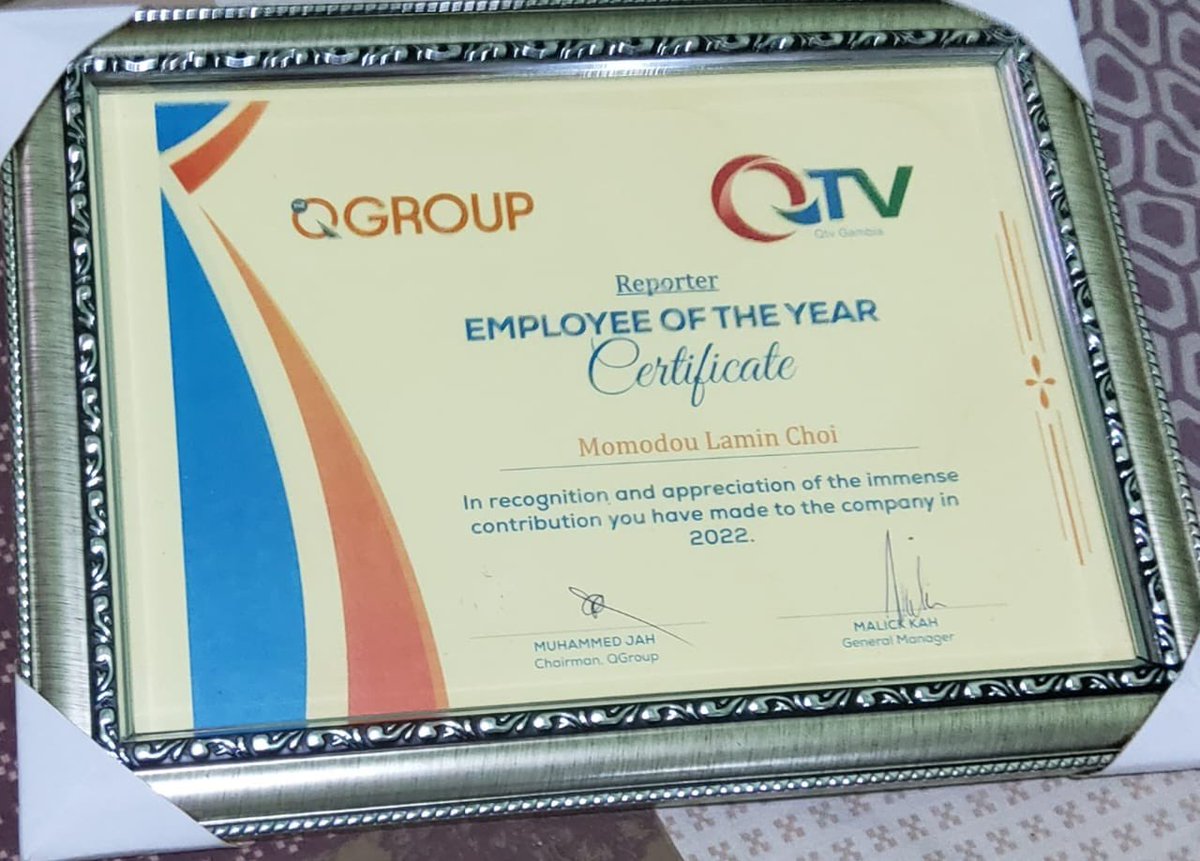 UniOfGambia's tweet image. Our #ClassOf2021 graduate, Momodou Lamin Choi,  has been awarded Reporter Employee of the Year at @QtvGambia for the year ended, 2022.

Mr. Choi graduated with a B.A. degree at the School of Journalism and Digital Media in 2021.

Congratulations, Mr. Choi 🎉