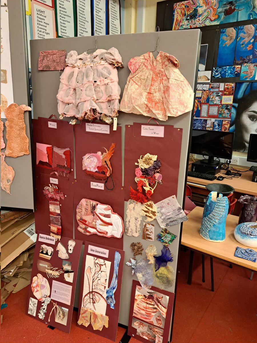 We've had such a lovely (and busy!) evening in the art department showcasing all of our amazing year GCSE artwork to our current year 9 students. Thankyou to our current students for supporting us tonight! You are amazing!  #optionsevening #gcseart #fineart #artcraftdesign