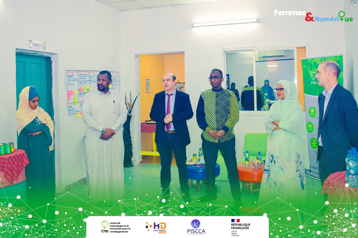 DjiboutiTechHub's tweet photo. 🚨𝗖𝗹ô𝘁𝘂𝗿𝗲 𝗕𝗢𝗢𝗧𝗖𝗔𝗠𝗣«𝗙𝗘𝗠𝗠𝗘𝗦&amp;𝗡𝗨𝗠𝗘𝗥𝗜𝗤𝗨𝗘» 

✅Le Bootcamp #FemmeNumerique s'est clôturé en apothéose sous le parrainage de SE Safia Mohamed @SEIDSPDJ en présence du Dg, nos partenaires, nos formateurs ainsi que nos vaillantes bootcampeuses🧕🏿

#Djibouti https://t.co/UPoJZaWqrF