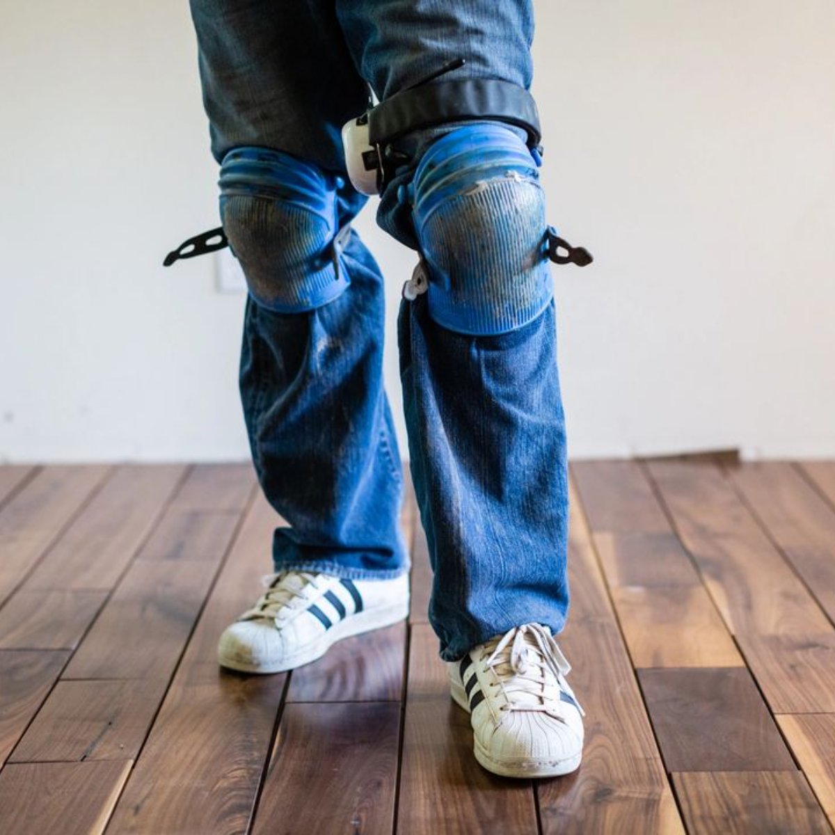 CarlsonFlooring's tweet photo. From construction to completion, our craftsmen are focused on custom and quality for you and your home flooring. https://t.co/WyItEKfA2y