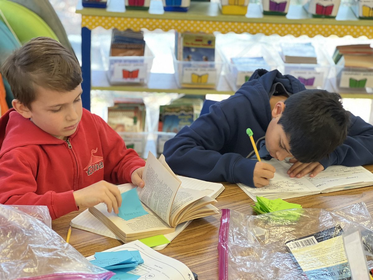 Amber Rago tweet media