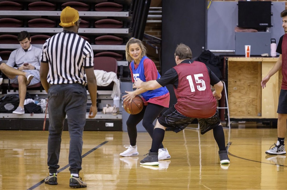 ISO: Players &amp; Coaches for Unified Basketball ‼️
FSU partners with the Special Olympics to bring Unified Sports to intramurals! Sign up using this link: docs.google.com/forms/d/1qb_6E…