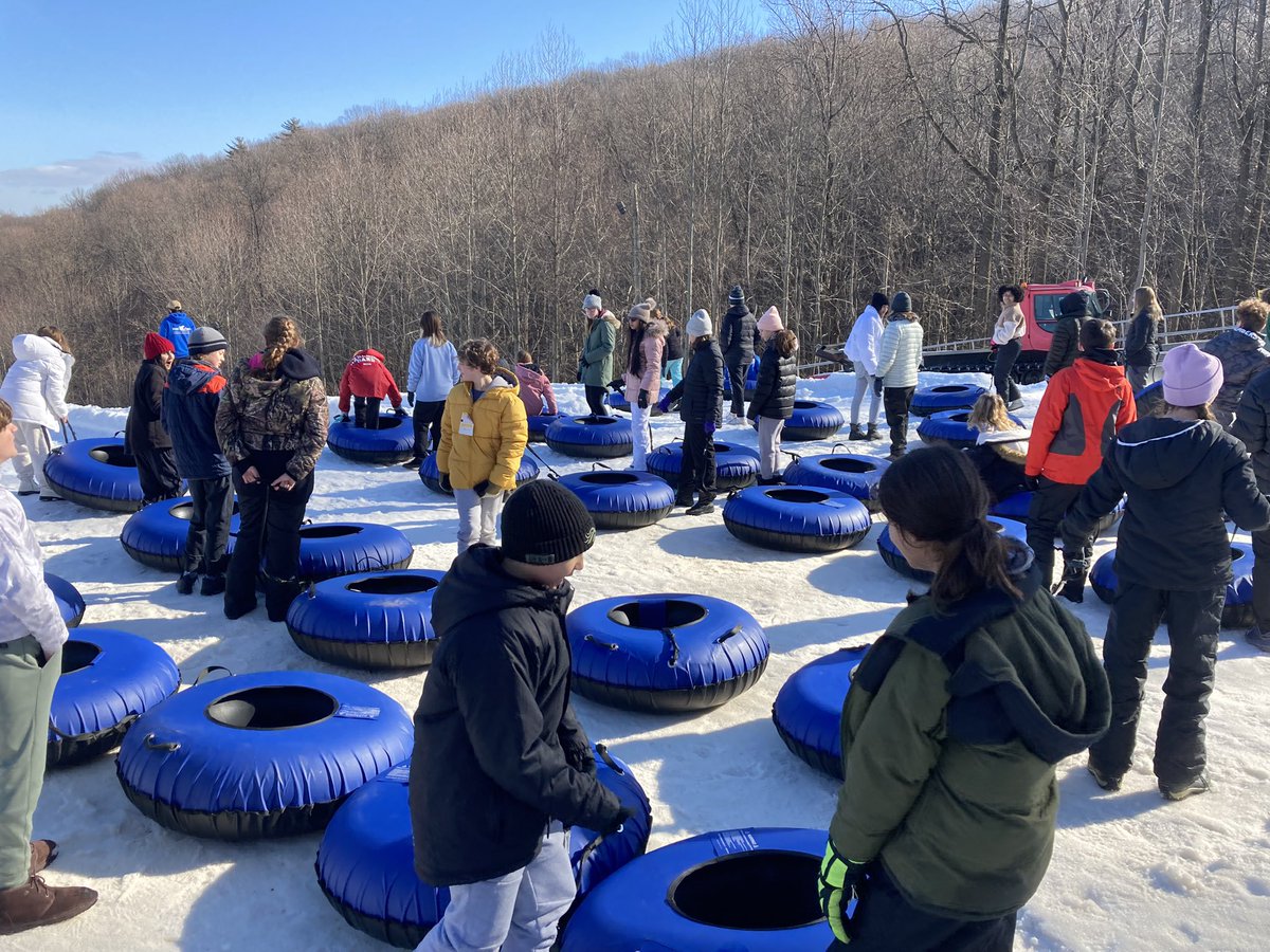 Great day snow tubing with our Wilson West 7th graders! Definite applications of gravity and friction! <a href="/CRada_WWMS/">Chris Rada</a> <a href="/trickett24/">Chris Trickett</a> #wilsonsd