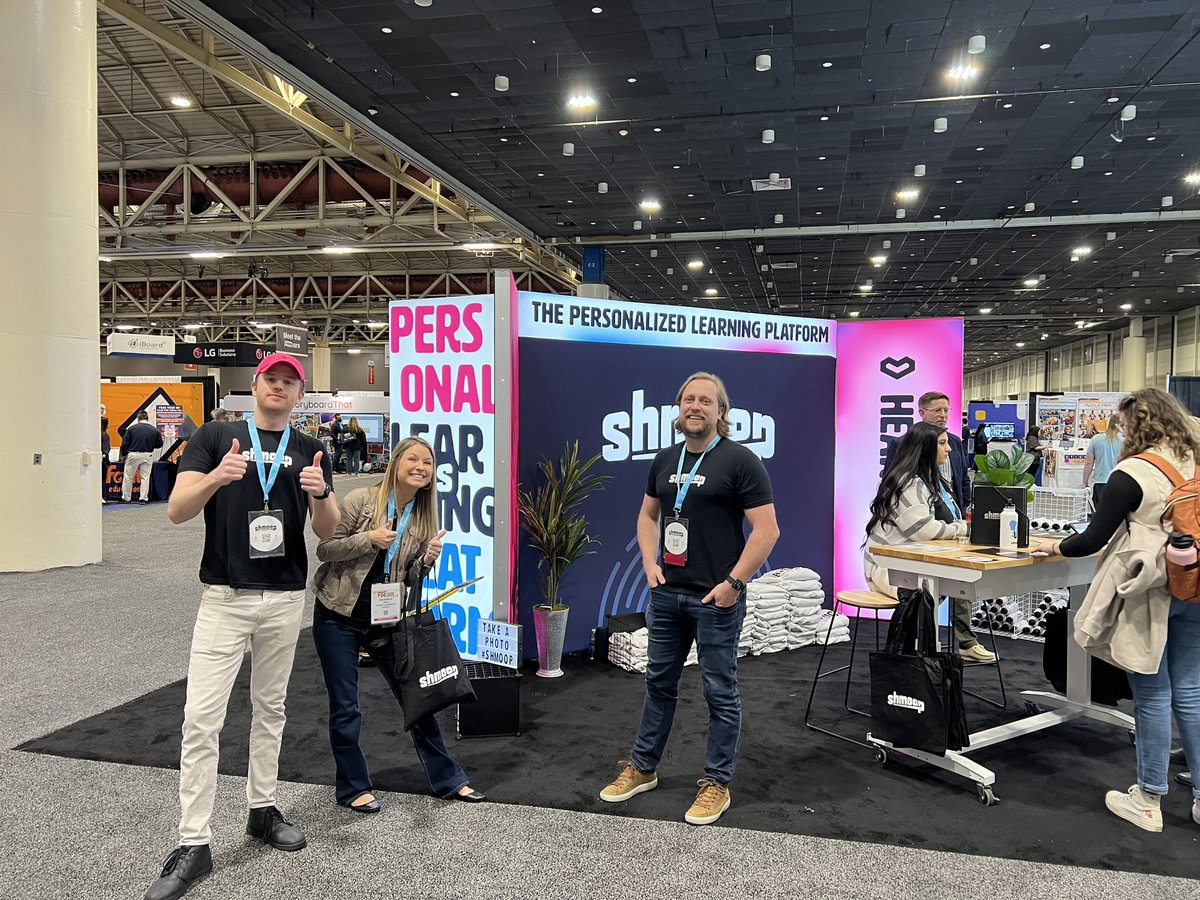 If you are at <a href="/fetc/">FETC</a>, come see #Shmoop! #edtech #Students #TEACHers #photooftheday