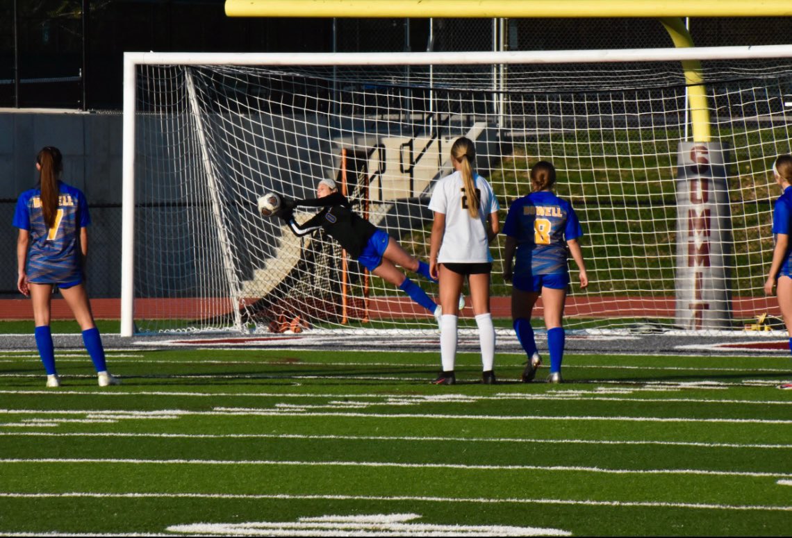 HayleighM4's tweet photo. I am so excited to announce my verbal commitment to continue my academic and athletic career at The University of Central Missouri. I would like to thank my family, teammates, and coaches that have supported me along the way!
@UCM_Soccer @AFA_Martin05 @DemoVikingSocr @AFAFillies https://t.co/Utbfu9rbom