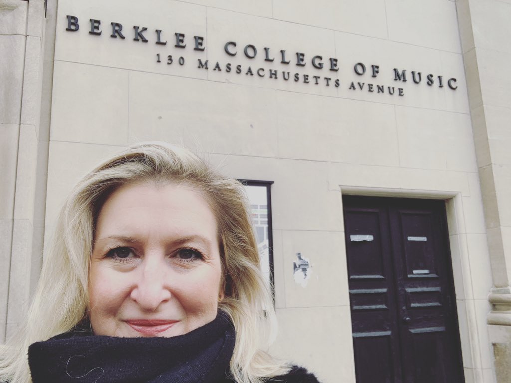 Aaaaand we’re back! All the best to the students, faculty, and staff at Berklee. Here’s to a wonderful Spring 2023 semester.🎶😎 #berkleecollegeofmusic #berkleevoice