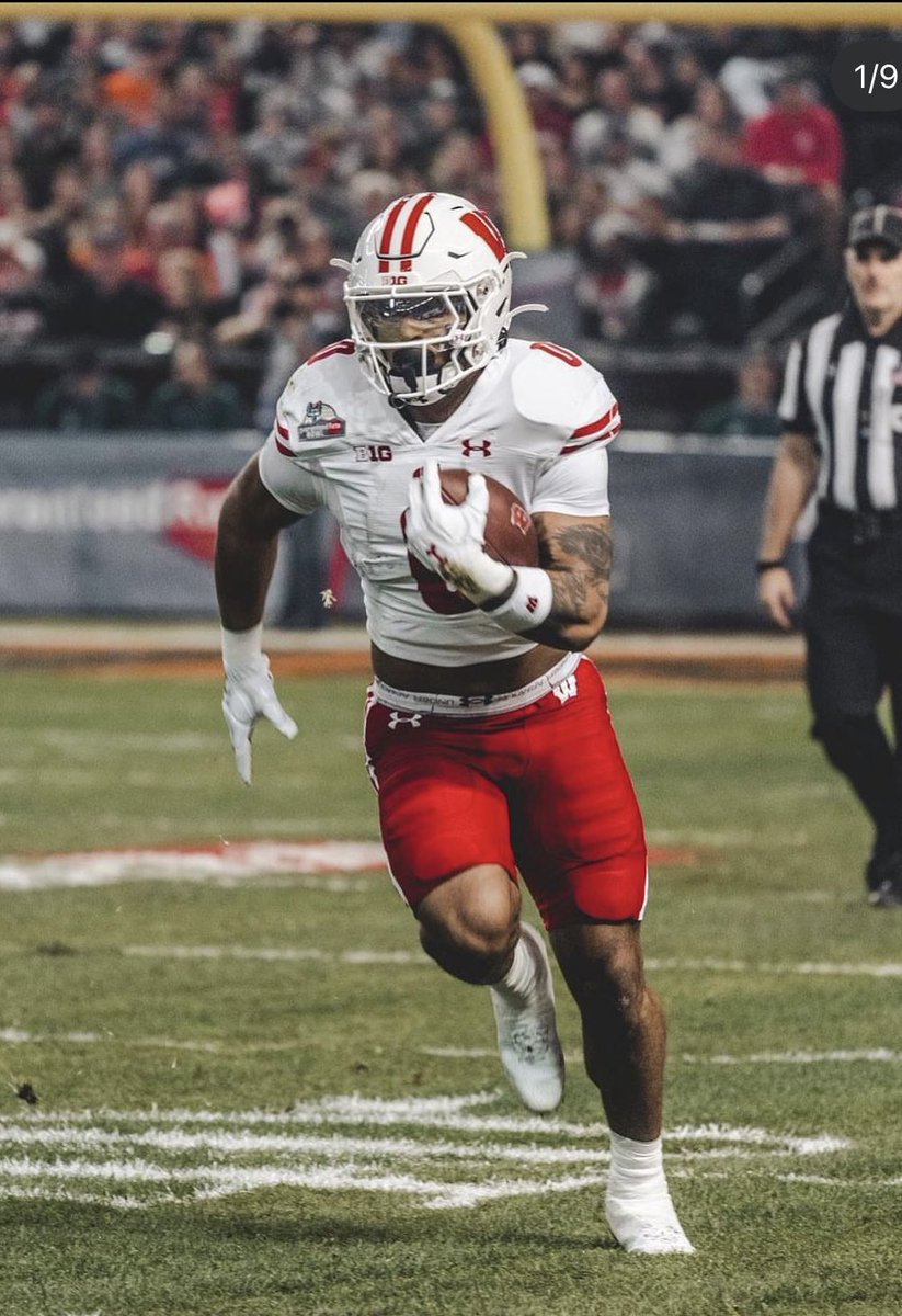 VERY blessed and grateful to receive an offer from The University of Wisconsin <a href="/Im_MikeB/">Mike Brown</a> <a href="/BadgerFootball/">Wisconsin Football</a> <a href="/gridironjrj/">J.R. Johnson</a> <a href="/CoachElauer51/">Coach Lauer</a> <a href="/AaronFrana/">Aaron Frana</a> <a href="/ZachAlvira/">Zach Alvira</a> <a href="/JUSTCHILLY/">Just Chilly</a> <a href="/Ruben_Gammage19/">24 Sports Media</a> <a href="/BrandonHuffman/">Brandon Huffman</a> <a href="/adamgorney/">Adam Gorney</a> <a href="/JeremyO_Johnson/">Jeremy Johnson</a> @RWrightRivals