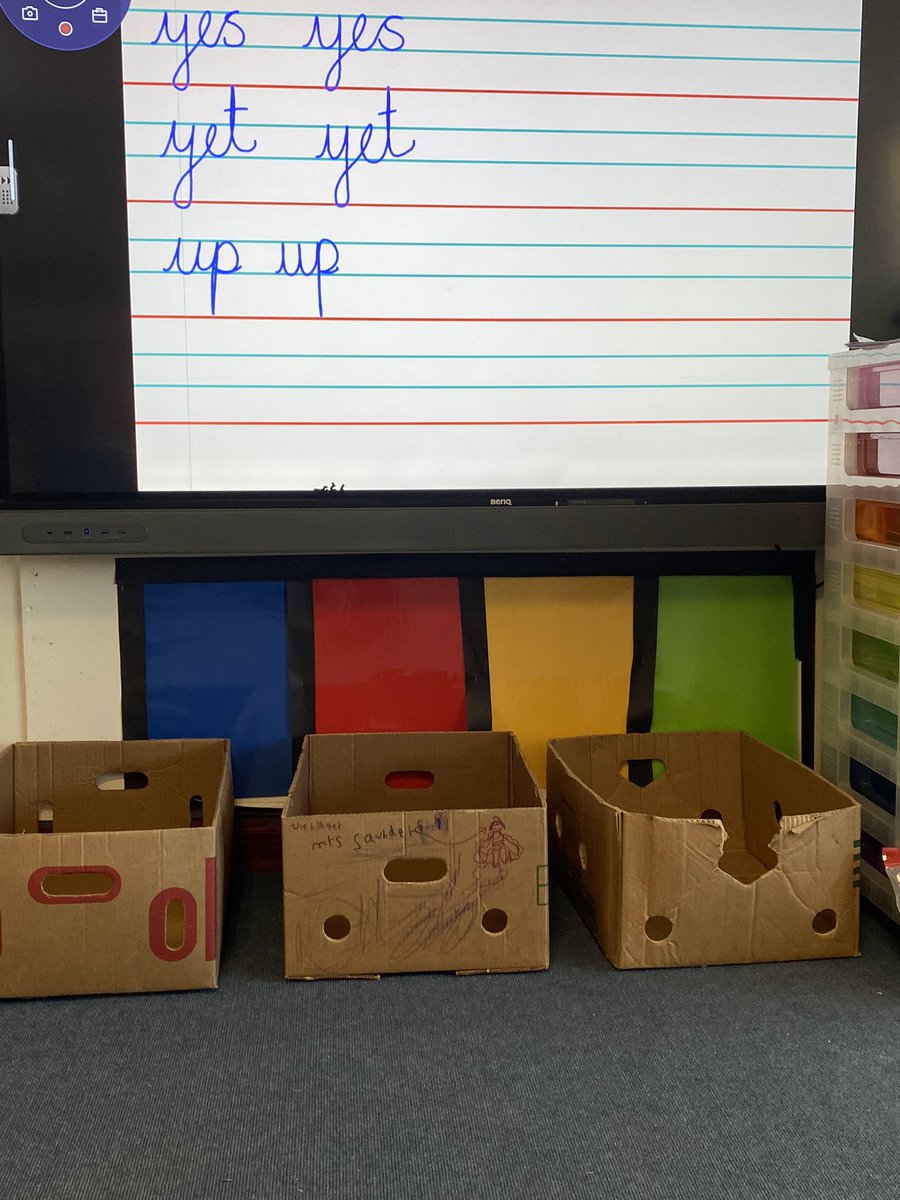 MrsVeriTea's tweet photo. #BoxGate continues, & I now have a car-park of boxes at the front of the class. 🚗📦
Today’s episode of #VerityInABox has seen the box as a boat for catching cows (😳🤷🏼♀️ - don’t ask) & a glitter machine.
Now to re-do the Zones Of Regulation board…again! #DeEscalation #SEMH #PACE https://t.co/inhvLelIs8
