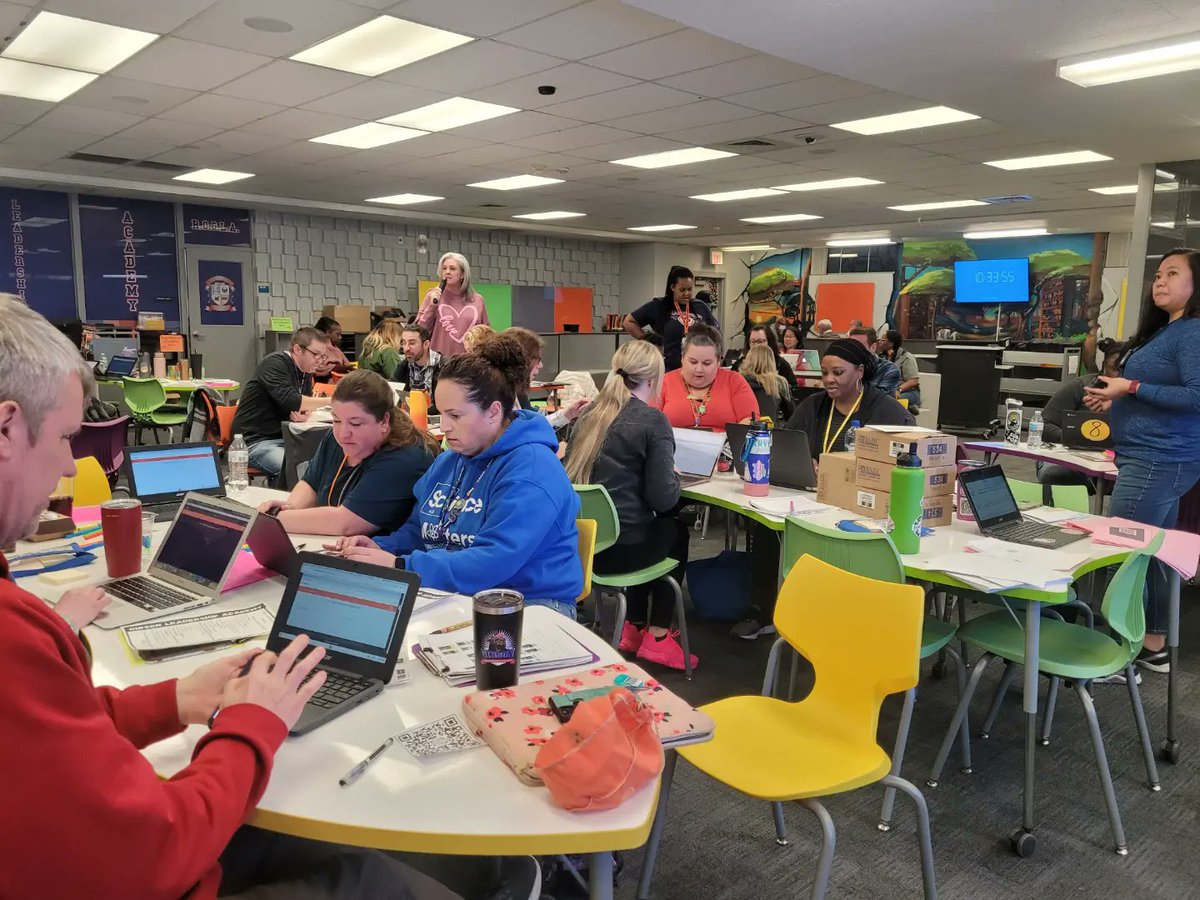 Yesterday we use our MAP @nwea class profile report to make a tangible plan to implement classroom research based strategies
We are also getting ready for our Nacho Average Data night on February 21 from 4-6pm. 
💯 Goal setting 
@clarkcountysch 
@avid4college 
<a href="/LindsayTomlin11/">Lindsay Tomlinson</a>