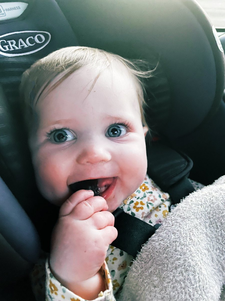 aprillgriffinn's tweet photo. @zachlanebryan Am I allowed to bring a 1 1/2 year old to the concert if we’re picked for tickets? Asking for a friend…

Me. I’m the friend.

But seriously, she loves her some ZB 🥹🥰 (and venison jerky) https://t.co/0n4PzdOYkS