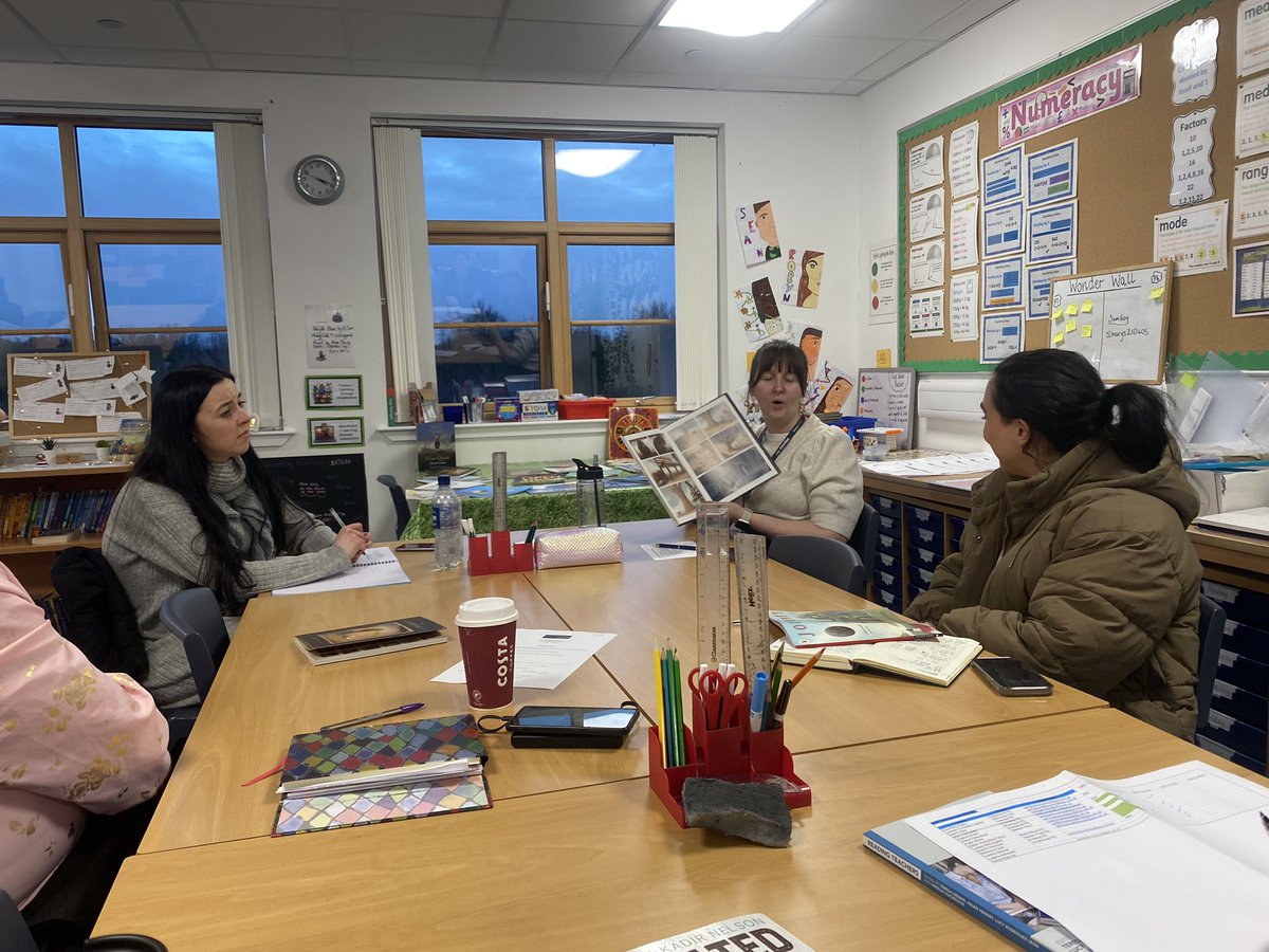 Fantastic TRG session tonight with @emciver9 and our NQTs. Brilliant book blether and sharing good practice as they progress on their RfP journeys 📚#OURfP @SLCLiteracy @jillmq80 @KathleenFaloon1 @TeresaCremin @StMarysML9