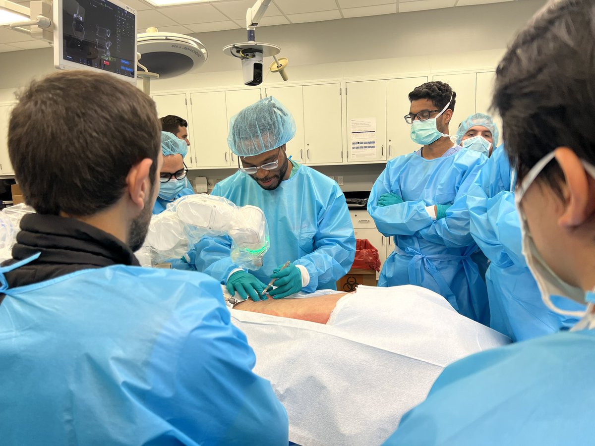 Robotic MIS-TLIF Cadaver Lab

Thank you @oakinduroMD and @Medtronic for organizing it.

#Neurosurgery #MayoClinicFlorida