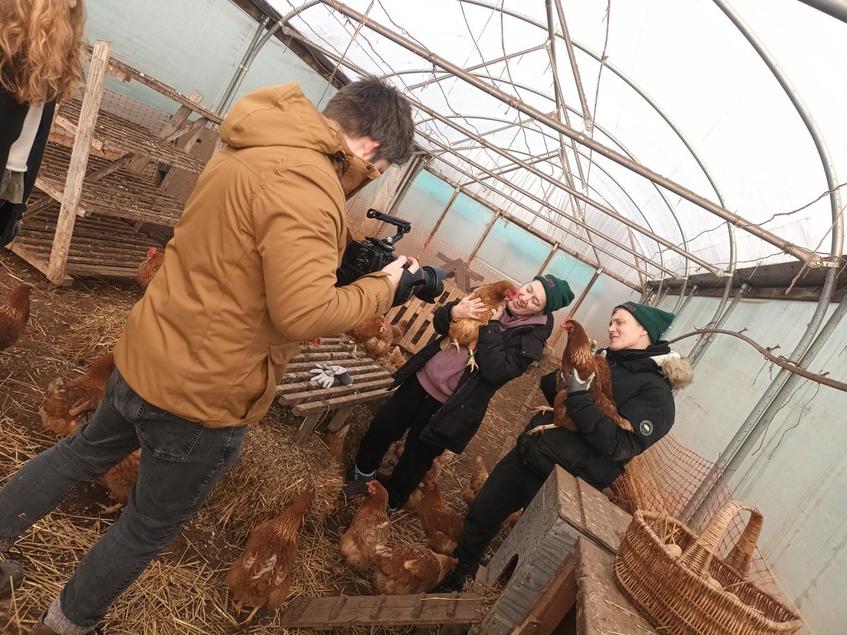 Grace Edwards (@graceed123) on Twitter photo Today we were filming #GreenSocialPrescribing activities at <a href="/RHUBARBFARM1/">RHUBARB FARM</a> in Bassetlaw and learning about how taking care of animals encourages people to take better care of themselves too!
#personalisedcare #mentalhealth <a href="/SYhealthcare/">South Yorkshire Integrated Care System</a> Today we were filming #GreenSocialPrescribing activities at <a href="/RHUBARBFARM1/">RHUBARB FARM</a> in Bassetlaw and learning about how taking care of animals encourages people to take better care of themselves too!
#personalisedcare #mentalhealth <a href="/SYhealthcare/">South Yorkshire Integrated Care System</a>
