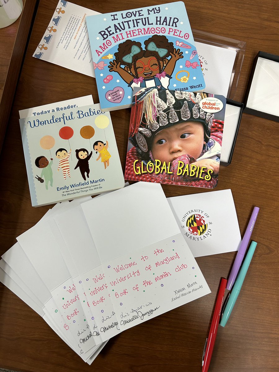 commTHRIVESlab's tweet photo. Packing party for our #Rosiethechatbot pilot study! Book of the Month Club mommies, here comes your first book. Thanks to @gu1_marin @Jasczynski @mosmrashel 👏 @DrLizAparicio @quynhcnguyen https://t.co/XS9ZmkeClQ