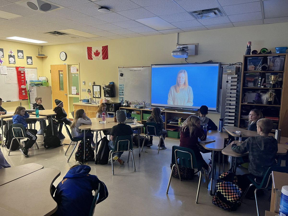 Great day to be in <a href="/SheriHarink/">Sheri Harink</a>’s class as they worked through pronunciation and word blending. It’s not an easy process! #cougarlearning #principaldays