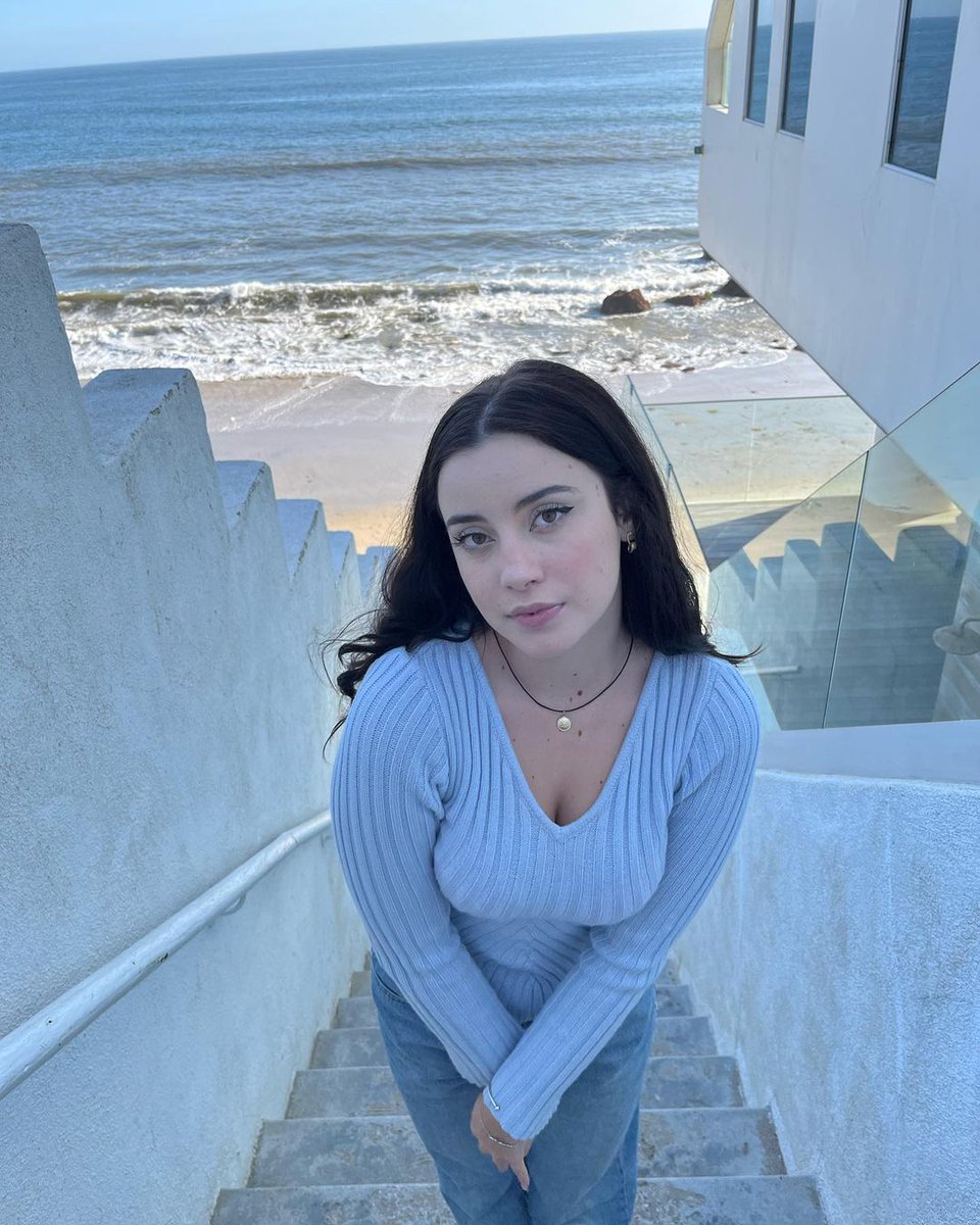 Playboy on X: Tangled up in Blue 🔷 See what @hotblockchain posts,  exclusively on Playboy: t.cozwcMPCwxK4 t.coInFwYi62iY  X