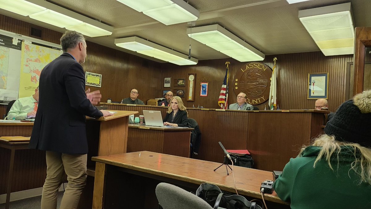 RuralCounties's tweet photo. This morning, #RCRC���s President and CEO Patrick Blacklock visited the #Lassen County Board of Supervisors to present on the organization’s strategic plan and the ongoing work of Affiliated Entities #GSFA, #NHF, #GSCA, #GSNR, #RAI, and #ESJPA. Thank you, #Lassen County!!! https://t.co/JcIvdPxvyp