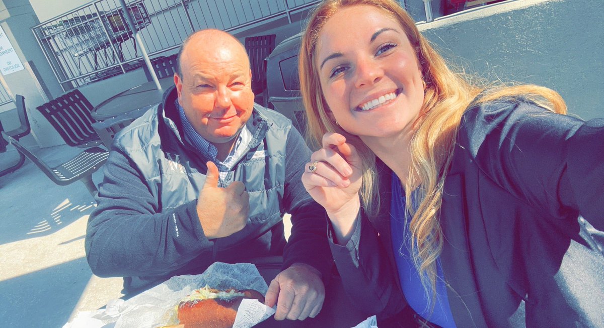 Gorgamatic21's tweet image. My dear friend Devonski who is a rock star in the #mnwild Social Media/Digital Department introduced me to the Pub Sub today at Publix.
Needless to say it was life-changing!! 💥