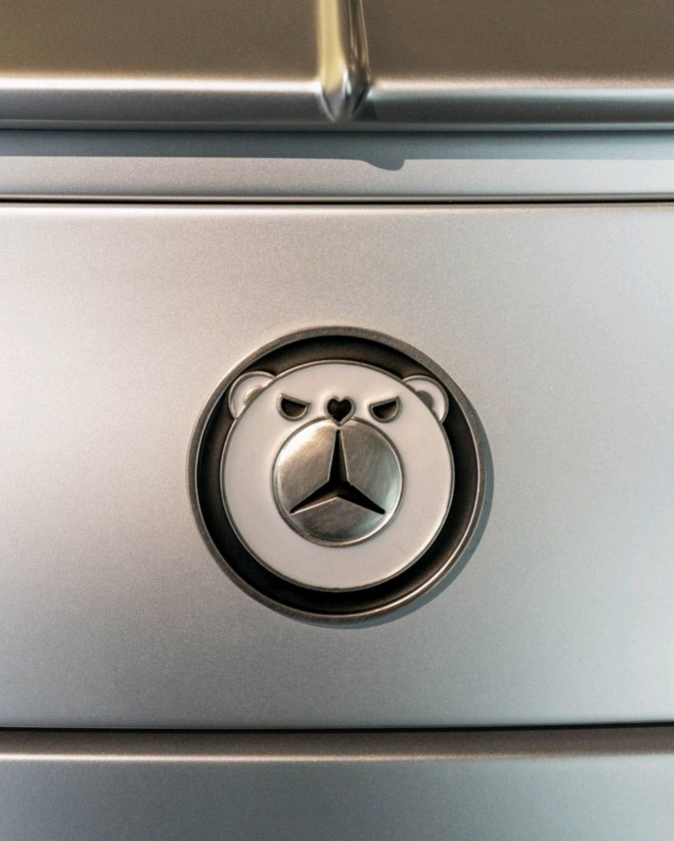 njoyatembo's tweet photo. Mercedes Benz 

AMG GT 4 Door + G-Class + SLS = 🦝 https://t.co/2HdMho5apu