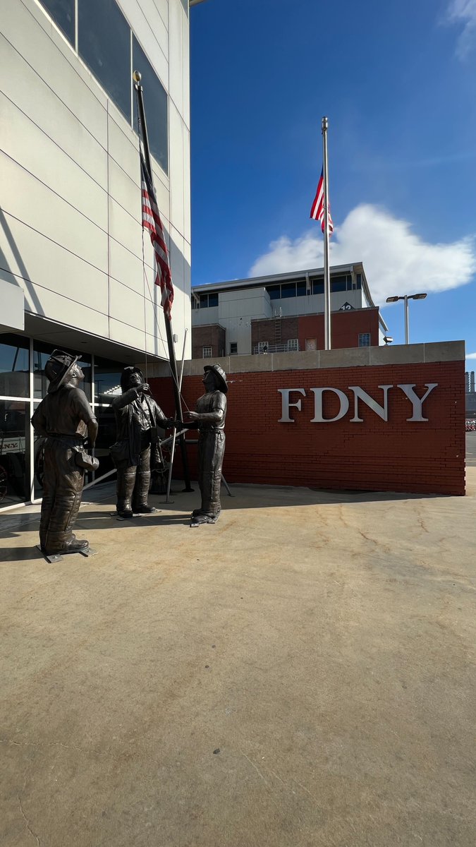 Members of our Customer Success team on-site with FDNY Robotics, members of Boston fire, and DJI’s Public Safety team discussing the future of drones in fire service operations. #FDNYRobotics #BostonFire #dji #dronesforgood #DroneSense