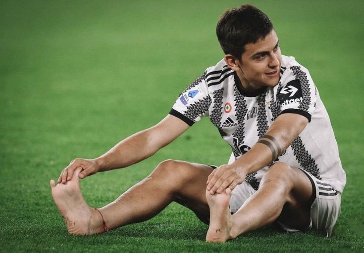 BarefootMales on Twitter "Part 6; I realise in the 1st 2 pics it's