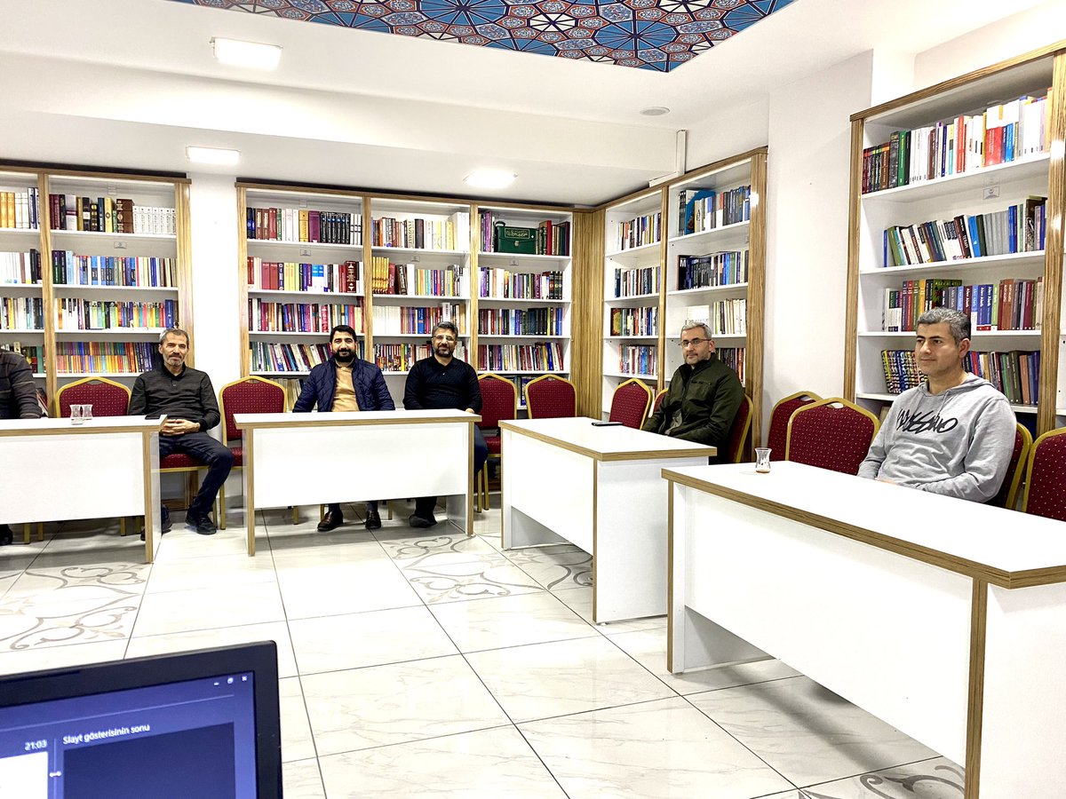 Kur’an Okumaları programımız Kıymetli hocamız Said Gökdemir’in sunumuyla gerçekleştirildi.

Said Gökdemir hocamıza, katılan ve katkı sunanlara teşekkür ederiz.