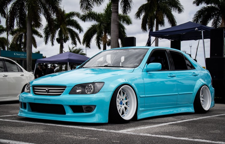 drifteduk's tweet photo. Bringing the JDM coolness to the luxury car market, the tail-happy IS300 has become a popular choice among drifters – is it right for you? 👉 https://t.co/uQYSWTi3LK #IS300 #JDM #LexusIS300 https://t.co/2TGFsREoIM