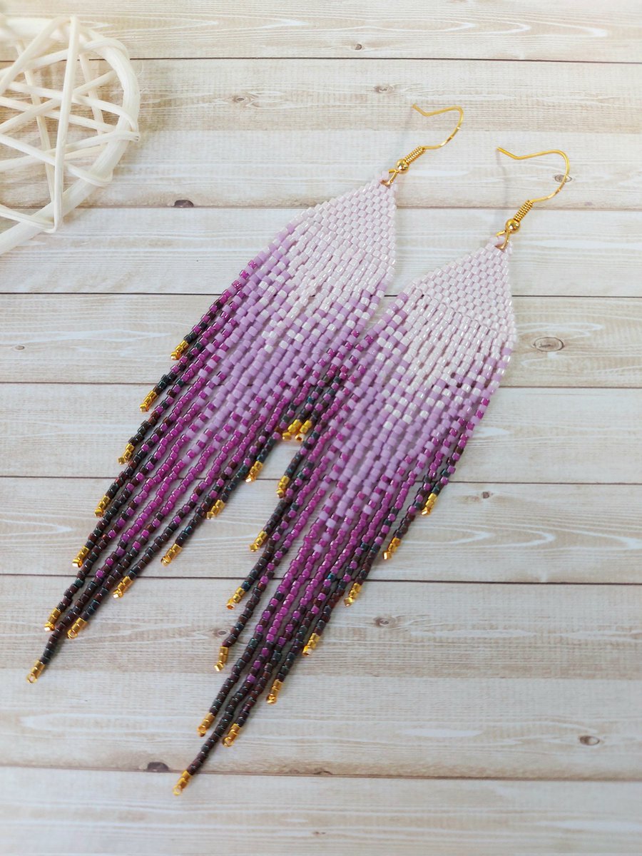 These are all looking for their forever homes! Perfect for #valentinesday or #mother's day, or #justbecause!

thewheezybead.com 
thewheezybead.etsy.com 

#WomanInBizHour #sbswinner #etsyshop #inbizhour #shopindie #yourbizhour #jewellery #fringeearrings #earrings