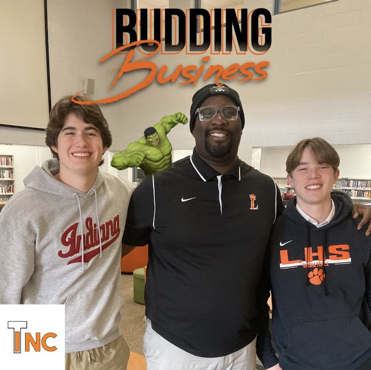 LHSTigersInc's tweet image. Go listen to the newest episode of Budding Business featuring AJ “The Juice” Williams! Available now on Spotify and Apple Podcasts! 

@ajthejuicy84