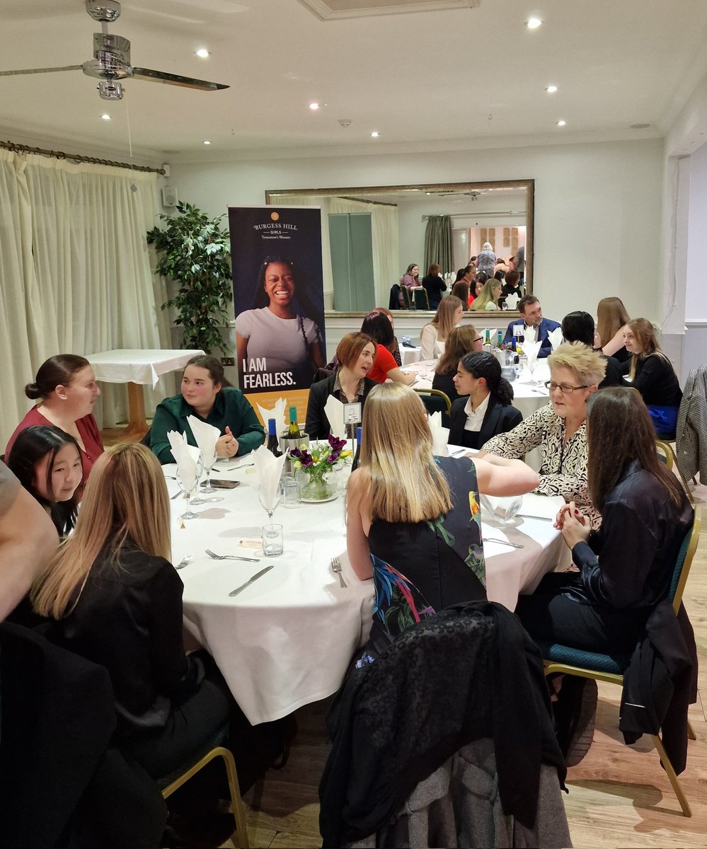 headbhillgirls's tweet photo. Massive thanks to the many professionals helping our girls explore future options. https://t.co/DlYfq7ewQ4