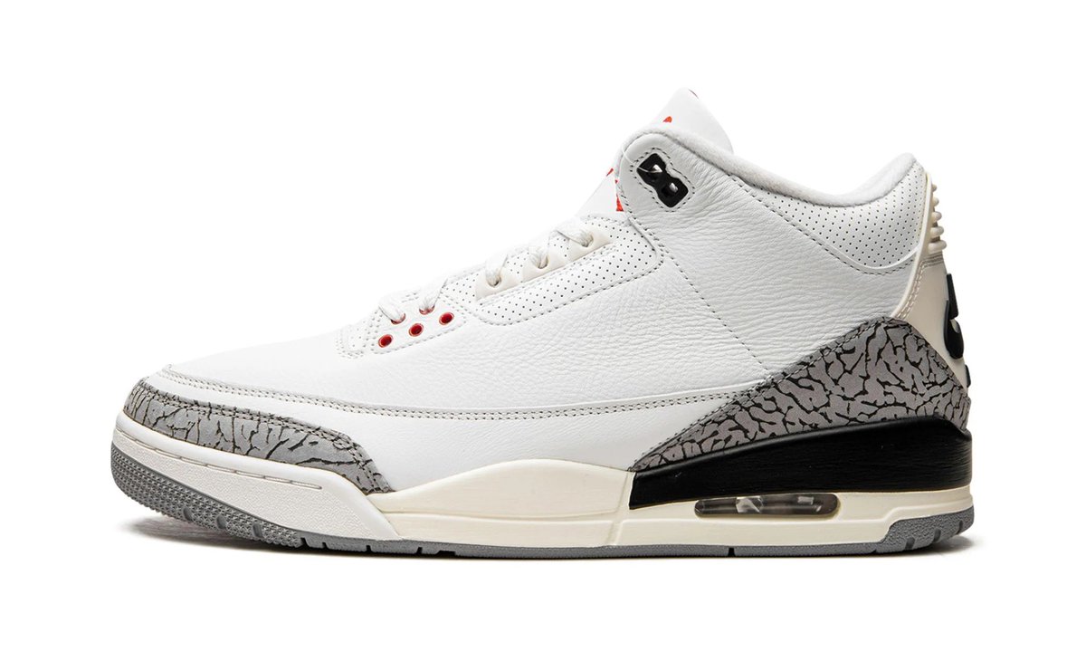 ComplexSneakers's tweet photo. Air Jordan 3 "White Cement Reimagined" 😍

📸: @stadiumgoods https://t.co/2p5huENtC9