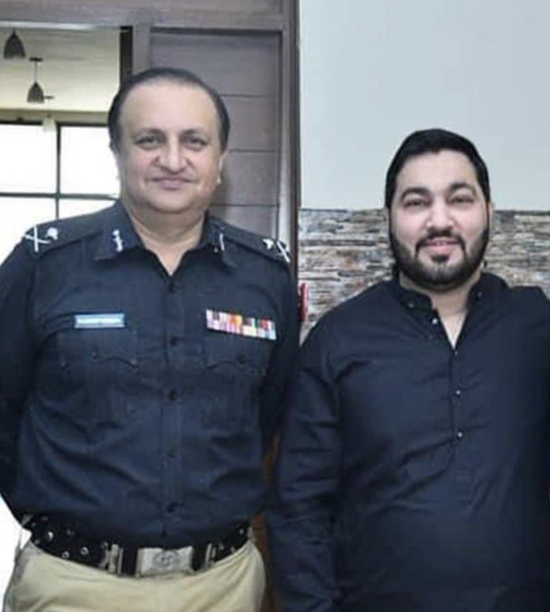 essanishipping's tweet photo. Faraz Lakhani (Advisor to CM) Called upon a Delegation visit of Business Community of All Industrial Association of Karachi to #Karachi #Police #Chief #AIGP #Javed #Alam #Odho Office to raise &amp; resolve the core issues of #Law &amp; #Order faced by the Business Community of the City. https://t.co/ZKb80JUdPY