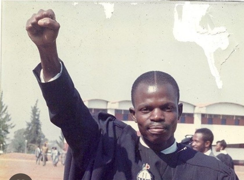 mtambo_timothy's tweet photo. Rest in power soldier of justice and human rights Thulani. We demand justice and accountability. Those behind you untimely death must be held accountable. https://t.co/b7BZnB620o
