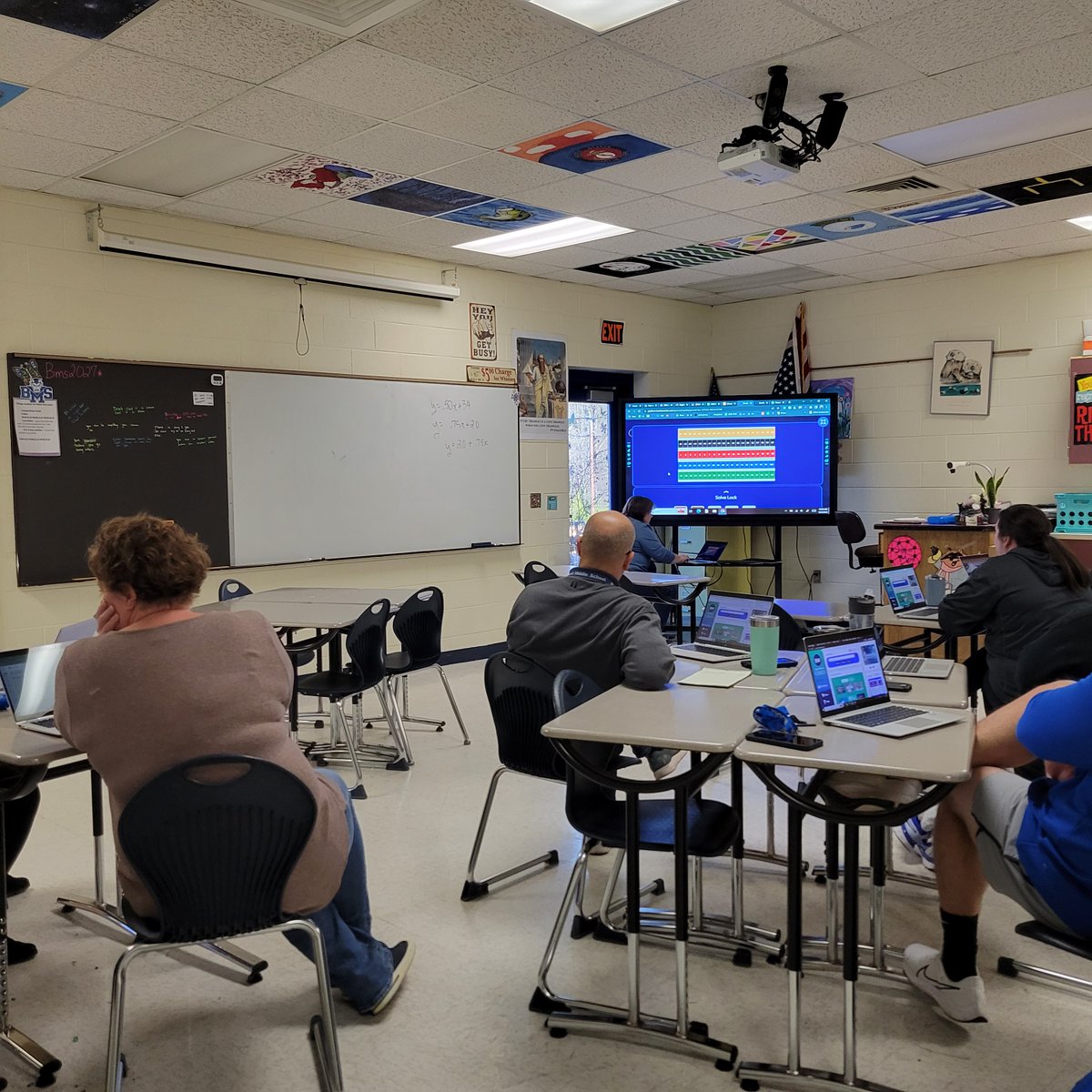 bwhitlockITF's tweet photo. Monday was a great day full of teacher leader presentations at BMS.  Inspiration + experience came together for a learning experience for all.  Thank you to my 20+ presenters!!! https://t.co/ALzSgAP2HL