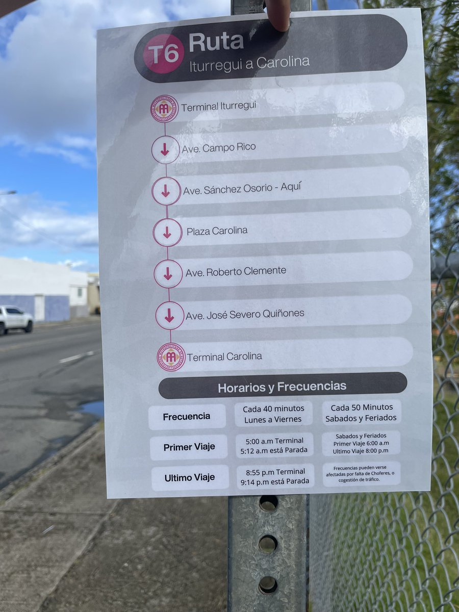 gianndelrey's tweet photo. 🚏 | Proyecto Personal 

 ¡Rotulación de Paradas! - Como parte de mi estrategia para aumentar los pasajeros, tuve la idea de rotular las paradas que se encuentran al frente de mi escuela La Gilberto Concepción de Gracia, en Carolina. 

@dtop_ama @DTOP @prsecdtop https://t.co/9dBbMOCLVY
