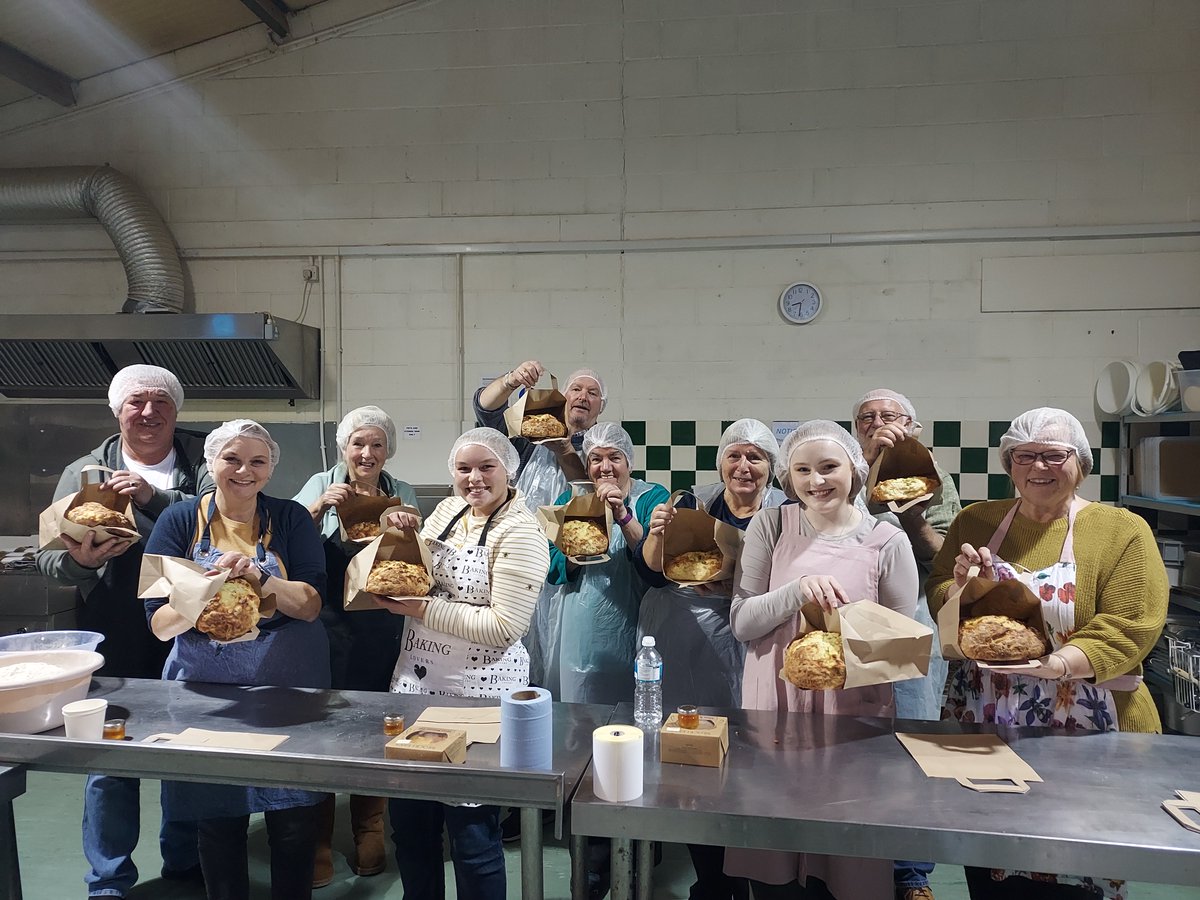 BrocklebysPies's tweet image. We have a lot of fun with our guests handmaking bread 🍞and the results are scrumptious!!😋

#makebread #breadclass #breadmakingworkshop #learntobakebread
