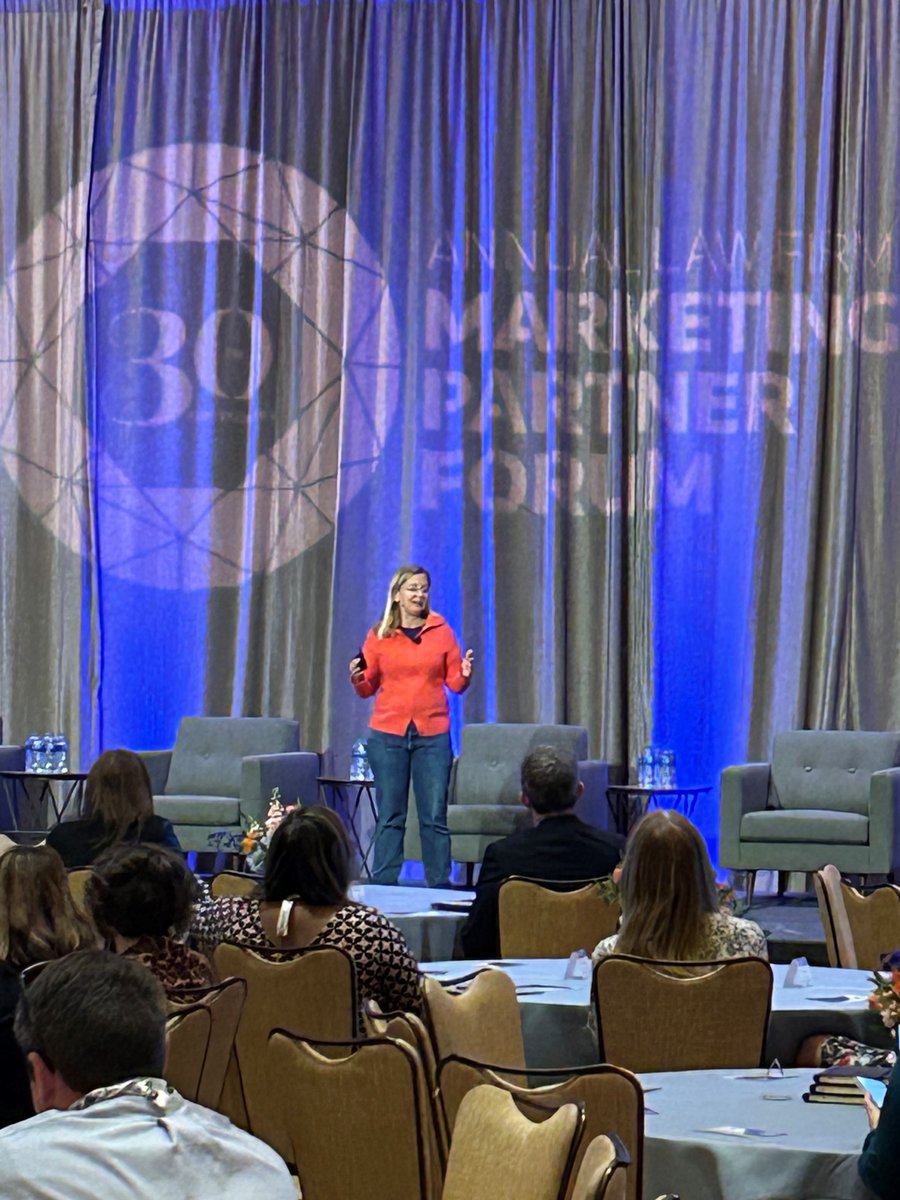 TRIExecutives's tweet photo. Enjoyed understanding the new contours of #Leadership from this year's conference keynote speaker @kimscottradical! 

#MPFDiamond #TRInstitute #TRIEvents https://t.co/ZpnT80nUeY