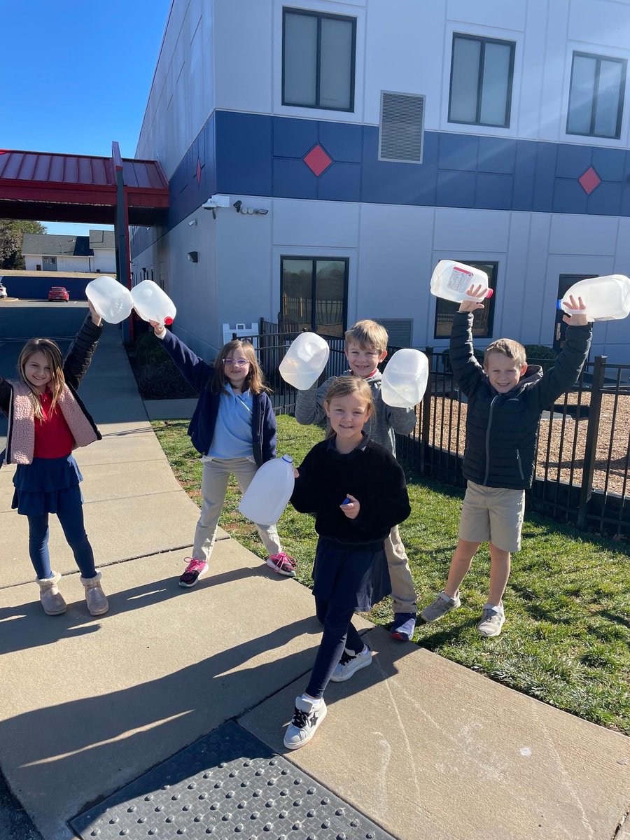 lcs_denver's tweet photo. In celebration of the 100th Day of School, our K students are feeling 100 Days BRIGHTER, wearing fluorescent colors & being greeted by a super-glowing classrooom! Our 2nd grade students completed 100 minutes of service & used 100 objects for STEM activities.
#LCSSTEM #LCSservice https://t.co/QKHMulJhdu