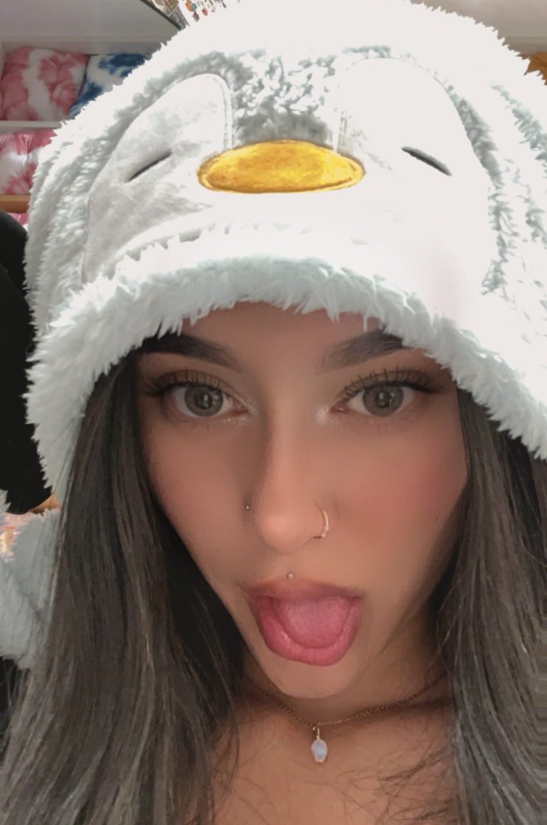 Babeee🧸 on Twitter: "https://onlyfans.com/babeeeluuu"