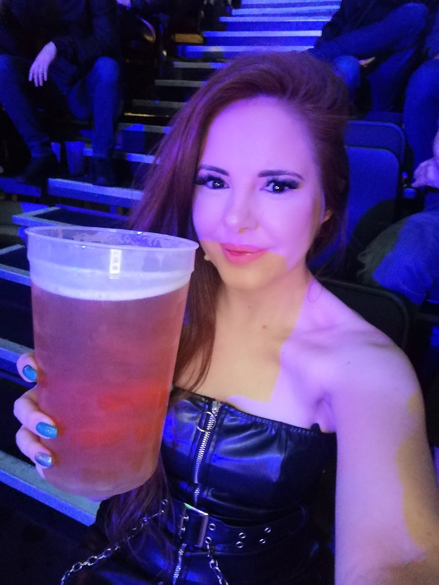 Pint as big as my head, I need this now!
Had such a good night at #EubankJrSmith boxing on Saturday!
