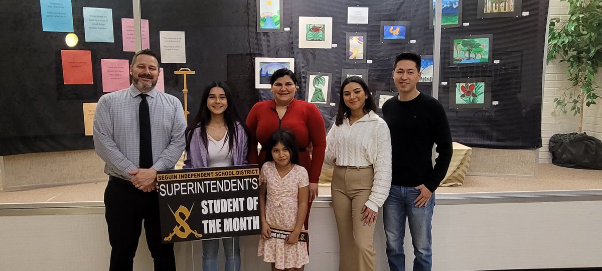 JimBarnesMS's tweet photo. Congratulations to Laura Hernandez Barragon for receiving the Superintendent's Student of the Month Award! You've made us all at JBMS extremely proud. https://t.co/v1cLLQVwEC